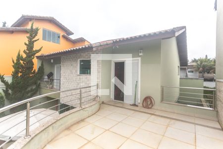 Casa à venda com 278m², 3 quartos e 4 vagas Casa à venda com 278m², 3 quartos e 4 vagasVaranda suíte 3
