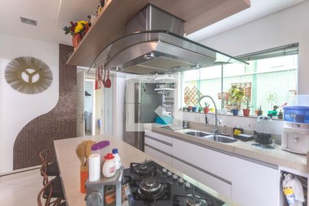 Casa à venda com 278m², 3 quartos e 4 vagas Casa à venda com 278m², 3 quartos e 4 vagasCozinha