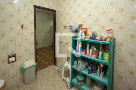 Casa à venda com 208m², 2 quartos e 2 vagasBanheiro