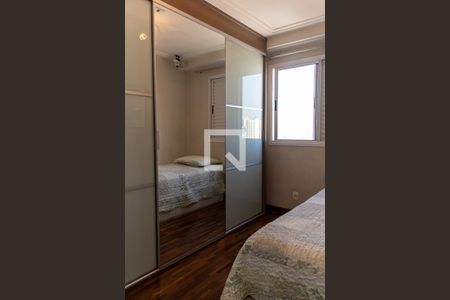 Apartamento à venda com 126m², 3 quartos e 2 vagas Apartamento à venda com 126m², 3 quartos e 2 vagasQuarto 2