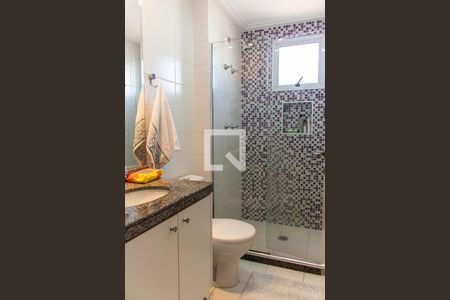 Apartamento à venda com 126m², 3 quartos e 2 vagas Apartamento à venda com 126m², 3 quartos e 2 vagasBanheiro da Suíte