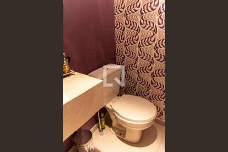 Apartamento à venda com 126m², 3 quartos e 2 vagas Apartamento à venda com 126m², 3 quartos e 2 vagasLavabo