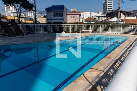 Apartamento à venda com 126m², 3 quartos e 2 vagas Apartamento à venda com 126m², 3 quartos e 2 vagasÁrea comum - Piscina