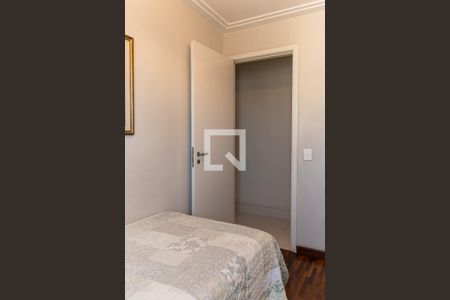 Apartamento à venda com 126m², 3 quartos e 2 vagas Apartamento à venda com 126m², 3 quartos e 2 vagasQuarto 2