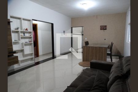 Casa à venda com 3 quartos, 180m² em Chácara Contagem, Contagem