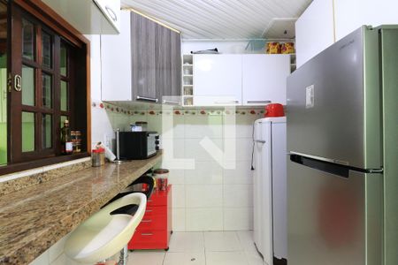 Casa à venda com 350m², 4 quartos e sem vaga Casa à venda com 350m², 4 quartos e sem vagaCozinha 2