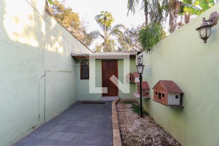 Casa à venda com 350m², 4 quartos e sem vaga Casa à venda com 350m², 4 quartos e sem vagaQuintal 1