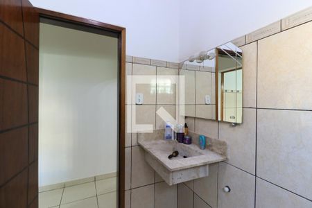 Casa à venda com 350m², 4 quartos e sem vaga Casa à venda com 350m², 4 quartos e sem vagaBanheiro 1