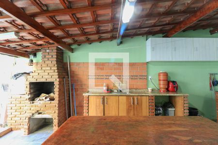 Casa à venda com 350m², 4 quartos e sem vaga Casa à venda com 350m², 4 quartos e sem vagaChurrasqueira