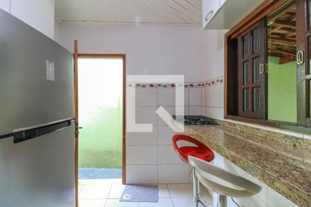 Casa à venda com 350m², 4 quartos e sem vaga Casa à venda com 350m², 4 quartos e sem vagaCozinha 2