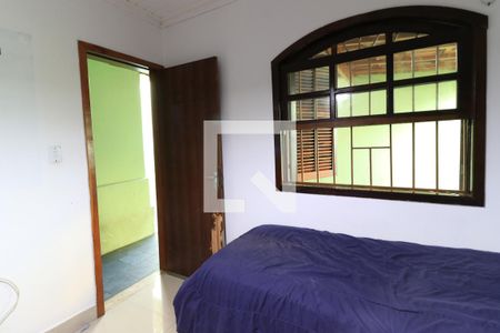 Casa à venda com 350m², 4 quartos e sem vaga Casa à venda com 350m², 4 quartos e sem vagaQuarto 2