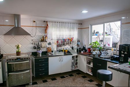 Casa para alugar com 400m², 4 quartos e 4 vagas Casa para alugar com 400m², 4 quartos e 4 vagasCozinha