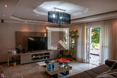 Casa para alugar com 400m², 4 quartos e 4 vagas Casa para alugar com 400m², 4 quartos e 4 vagasSala