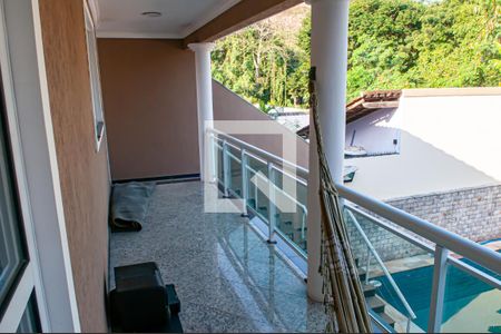 Casa para alugar com 400m², 4 quartos e 4 vagas Casa para alugar com 400m², 4 quartos e 4 vagasVaranda