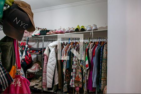 Casa para alugar com 400m², 4 quartos e 4 vagas Casa para alugar com 400m², 4 quartos e 4 vagasCloset