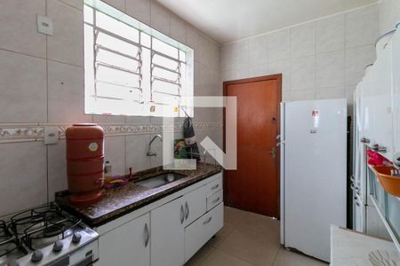 Casa à venda com 400m², 3 quartos e 10 vagas Casa à venda com 400m², 3 quartos e 10 vagasCozinha