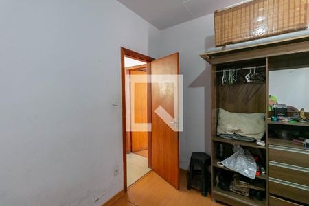 Casa à venda com 400m², 3 quartos e 10 vagas Casa à venda com 400m², 3 quartos e 10 vagasQuarto 2