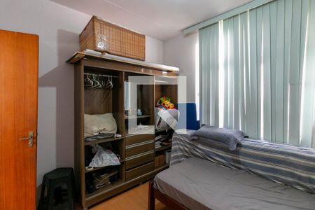 Casa à venda com 400m², 3 quartos e 10 vagas Casa à venda com 400m², 3 quartos e 10 vagasQuarto 2