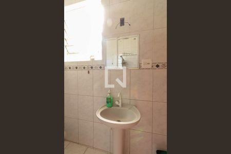 Casa à venda com 400m², 3 quartos e 10 vagas Casa à venda com 400m², 3 quartos e 10 vagasBanheiro Social