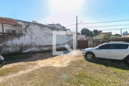 Casa à venda com 400m², 3 quartos e 10 vagas Casa à venda com 400m², 3 quartos e 10 vagasGaragem