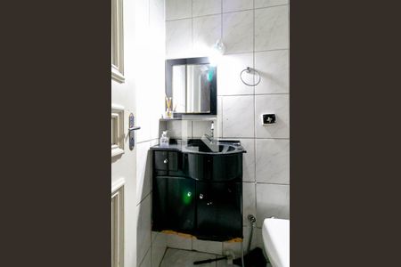 Casa à venda com 360m², 3 quartos e 1 vaga Casa à venda com 360m², 3 quartos e 1 vagaBanheiro Social