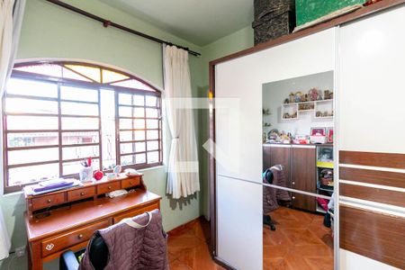 Casa à venda com 360m², 3 quartos e 1 vaga Casa à venda com 360m², 3 quartos e 1 vagaQuarto Suíte