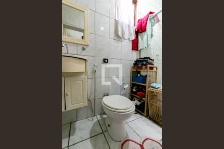 Casa à venda com 360m², 3 quartos e 1 vaga Casa à venda com 360m², 3 quartos e 1 vagaBanheiro da Suíte