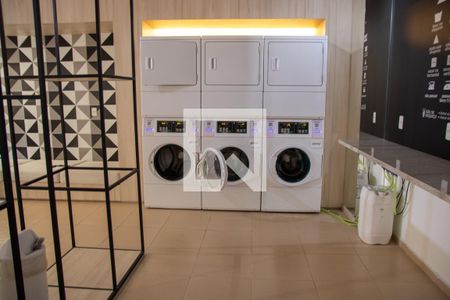 Apartamento à venda com 43m², 2 quartos e 1 vaga Apartamento à venda com 43m², 2 quartos e 1 vagaLavanderia