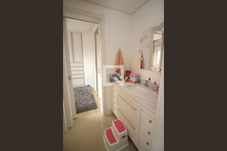 Apartamento à venda com 167m², 4 quartos e 3 vagasBanheiro da Suíte 4