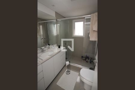 Apartamento à venda com 167m², 4 quartos e 3 vagasBanheiro da Suíte 1