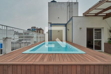 Apartamento à venda com 66m², 2 quartos e 1 vaga Apartamento à venda com 66m², 2 quartos e 1 vagaÁrea Comum - Piscina