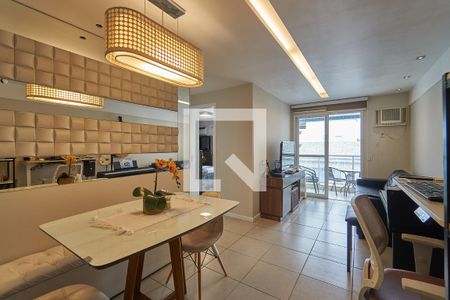 Sala de apartamento à venda com 2 quartos, 66m² em Tijuca, Rio de Janeiro