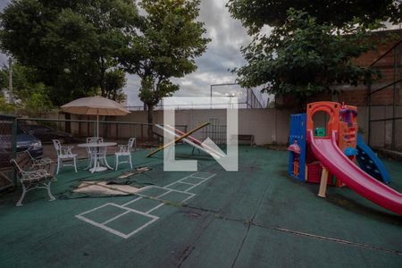 Apartamento à venda com 68m², 2 quartos e 1 vaga Apartamento à venda com 68m², 2 quartos e 1 vagaÁrea comum - Playground