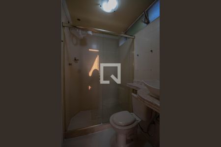 Apartamento à venda com 68m², 2 quartos e 1 vaga Apartamento à venda com 68m², 2 quartos e 1 vagaBanheiro da Suíte