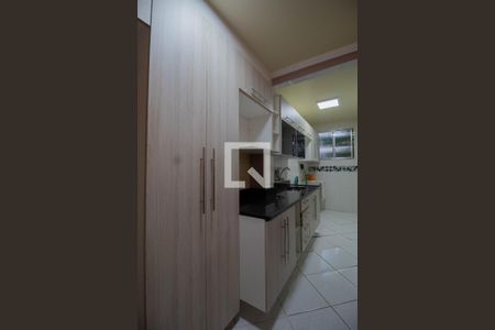 Apartamento à venda com 68m², 2 quartos e 1 vaga Apartamento à venda com 68m², 2 quartos e 1 vagaCozinha e Área de Serviço