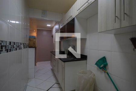 Apartamento à venda com 68m², 2 quartos e 1 vaga Apartamento à venda com 68m², 2 quartos e 1 vagaCozinha e Área de Serviço