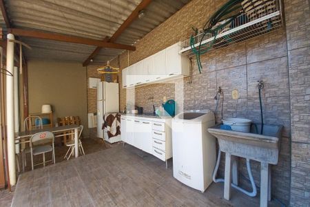 Casa para alugar com 300m², 5 quartos e 3 vagasQuintal 