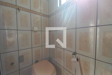 Casa para alugar com 300m², 5 quartos e 3 vagasBanheiro