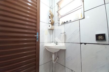 Casa para alugar com 300m², 5 quartos e 3 vagasBanheiro 4 - Serviço 