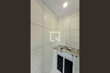 Sala/Cozinha de kitnet/studio para alugar com 1 quarto, 30m² em Piedade, Rio de Janeiro