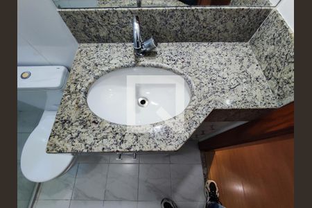 Banheiro de apartamento à venda com 3 quartos, 103m² em Renascença, Belo Horizonte