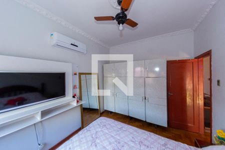 Casa à venda com 319m², 4 quartos e 3 vagasQuarto 1