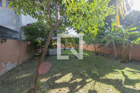 Casa à venda com 319m², 4 quartos e 3 vagasQuintal