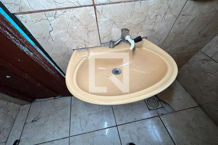 Casa à venda com 120m², 3 quartos e sem vagaPia do Banheiro