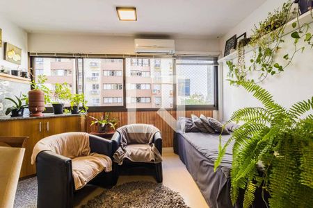Sala de apartamento à venda com 3 quartos, 96m² em Vila Ipiranga, Porto Alegre