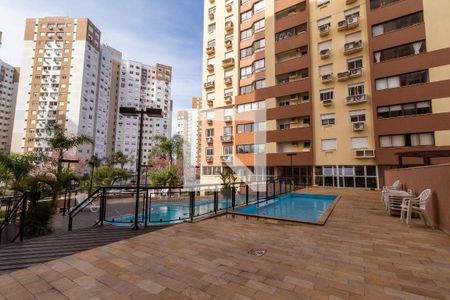 Apartamento à venda com 96m², 3 quartos e sem vagaÁrea comum - Piscina