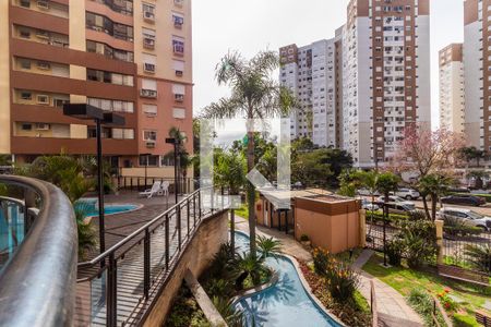 Apartamento à venda com 96m², 3 quartos e sem vagaÁrea comum - Piscina