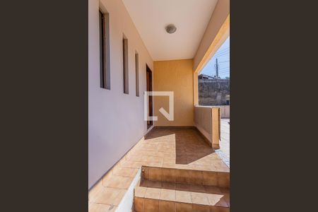 Casa para alugar com 150m², 2 quartos e 1 vagaEntrada