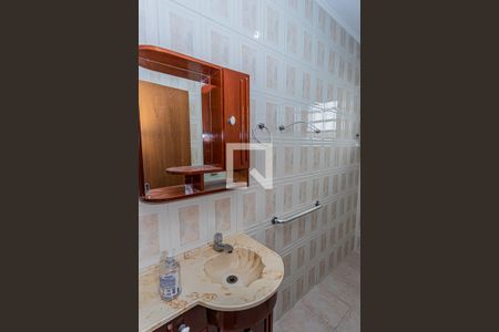 Casa para alugar com 150m², 2 quartos e 1 vagaBanheiro