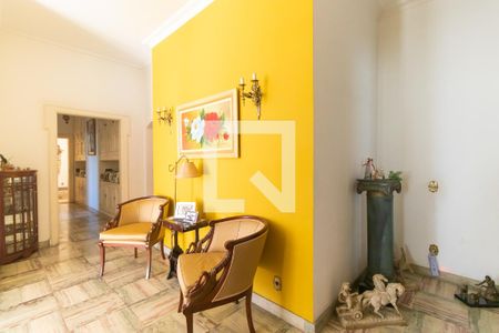 Casa à venda com 800m², 3 quartos e 10 vagasHall de entrada